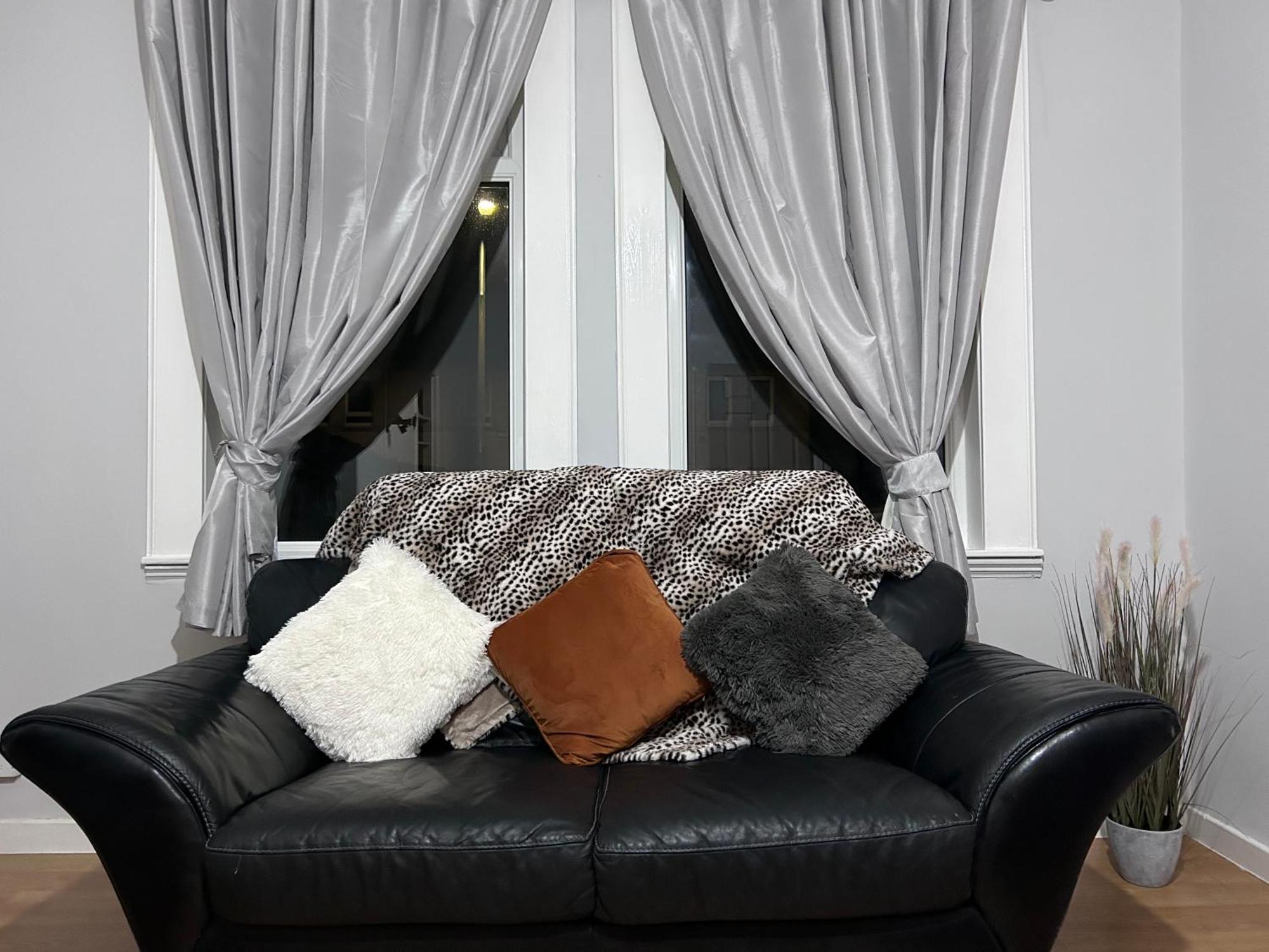 Urban Oasis:Perfect Stay In City Edimburgo Exterior foto